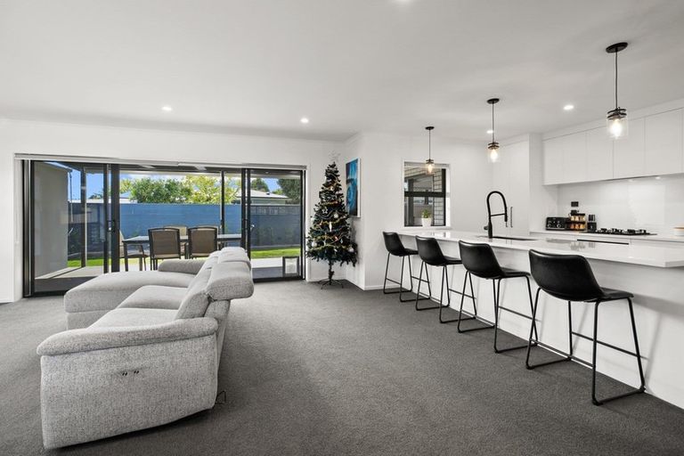 Photo of property in 8a Portal Crescent, Beerescourt, Hamilton, 3200