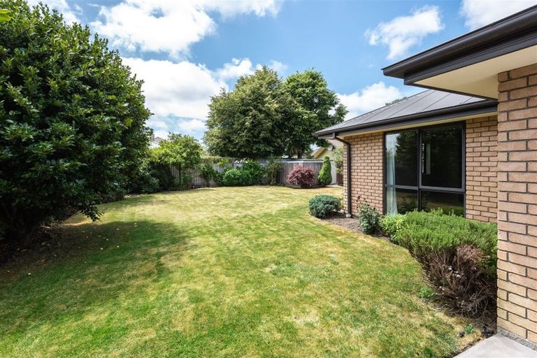 Photo of property in 58 Oakwood Drive, Rangiora, 7400