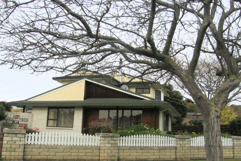 Photo of property in 13 Churchill Drive, Taradale, Napier, 4112