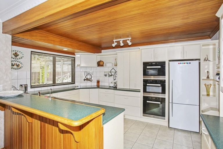 Photo of property in 6 Kowhai Place, Pukekohe, 2120