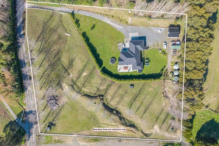 Photo of property in 6 Hadfield Road, Peka Peka, Waikanae, 5391
