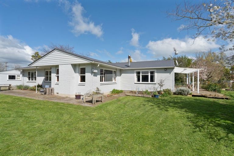 Photo of property in 120 Waihakeke Road, Waihakeke, Carterton, 5792