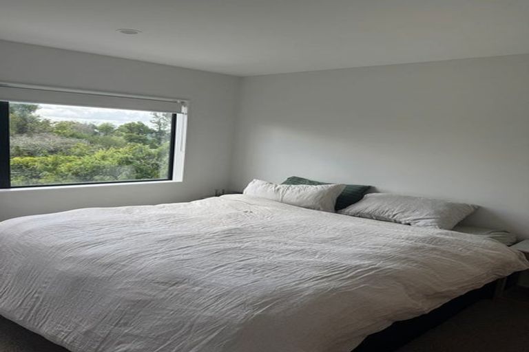 Photo of property in 5/9 Flanshaw Road, Te Atatu South, Auckland, 0610