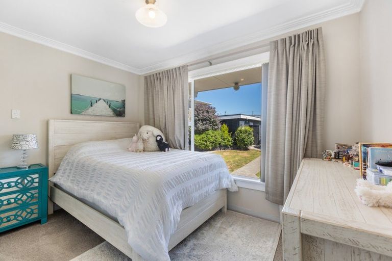 Photo of property in 60 Cutfield Street, Inglewood, 4330
