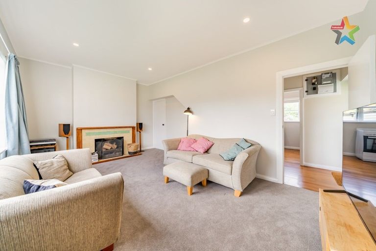 Photo of property in 26 Durham Crescent, Fairfield, Lower Hutt, 5011