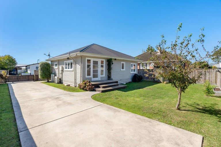 Photo of property in Jellicoe Street, Mayfair, Hastings, 4122