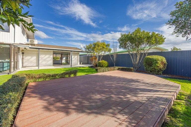 Photo of property in 48 Spriggs Crescent, Greenmeadows, Napier, 4112