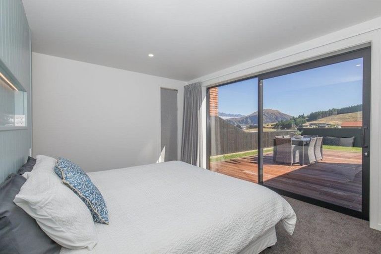 Photo of property in 69 Farrant Drive, Wanaka, 9305