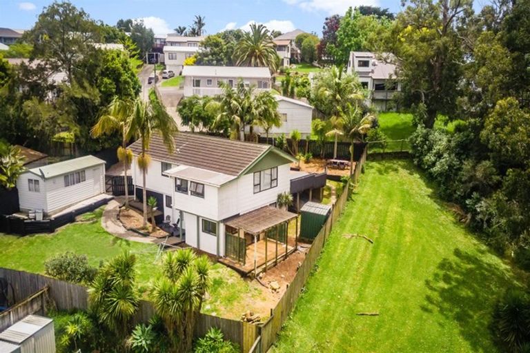 Photo of property in 29 Elizabeth Drive, West Harbour, Auckland, 0618