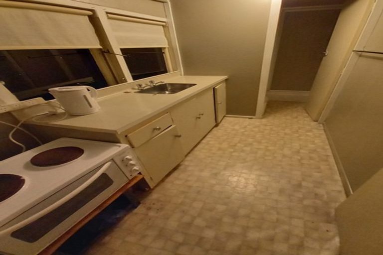 Photo of property in 6 Latham Avenue, Pakuranga, Auckland, 2010