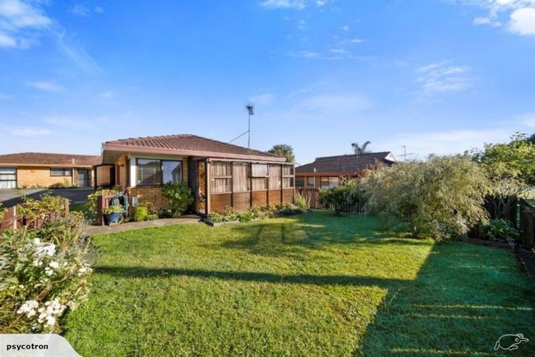 Photo of property in 1/13 Menary Street, Papakura, 2110