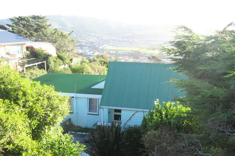 Photo of property in 13 Chapman Street, Johnsonville, Wellington, 6037