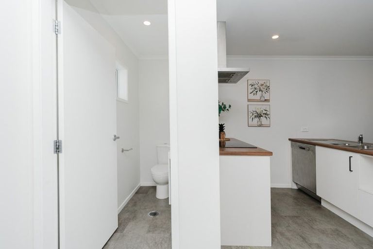 Photo of property in 16/10 Burrows Place, Frankton, Hamilton, 3204
