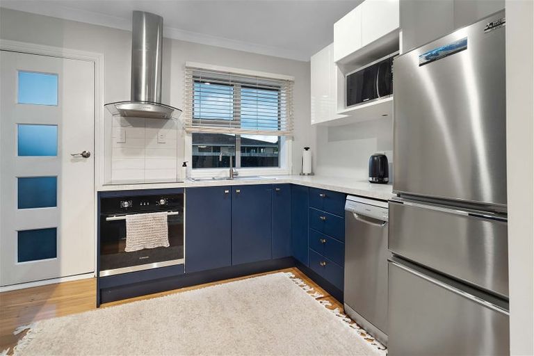 Photo of property in 2/358 Worcester Street, Linwood, Christchurch, 8011