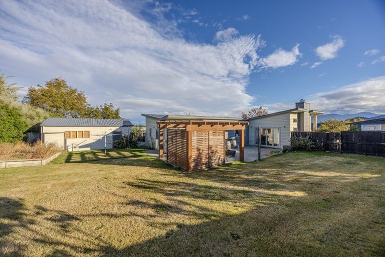 Photo of property in 7 Ellie Place, Lake Hawea, Wanaka, 9382