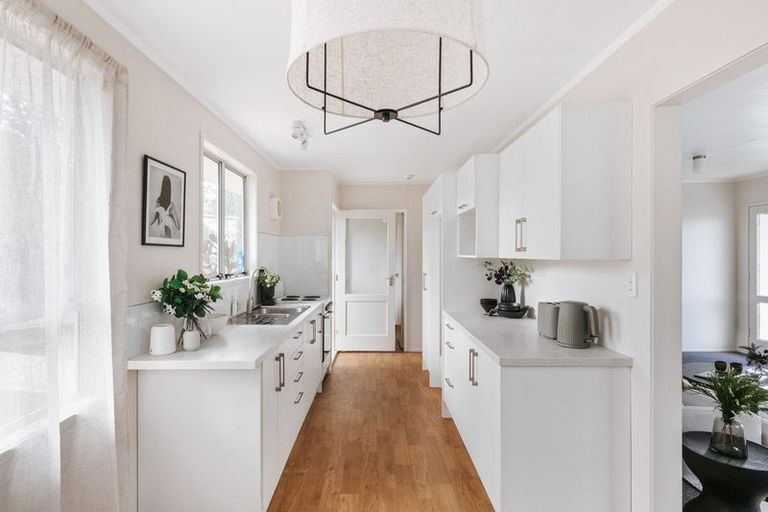 Photo of property in 22 Arawata Avenue, Welcome Bay, Tauranga, 3112