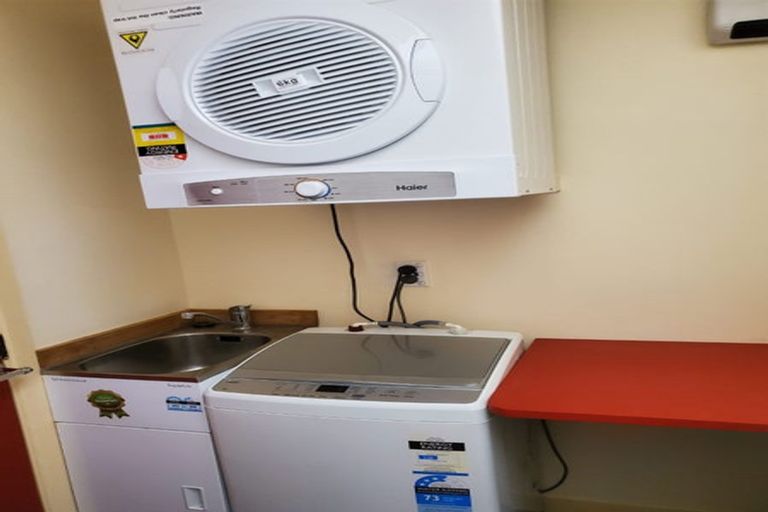 Photo of property in 68f2 Oban Street, Wadestown, Wellington, 6012