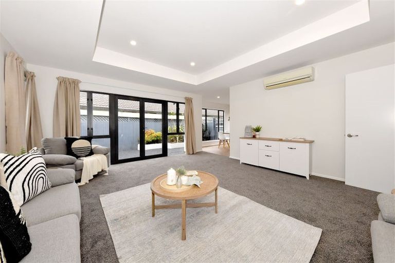 Photo of property in 273a Cranford Street, St Albans, Christchurch, 8052