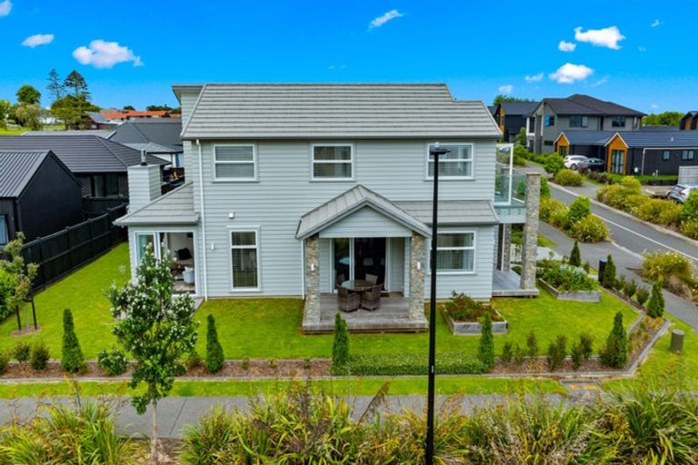 Photo of property in 2 Buddle Road, Paerata, 2124