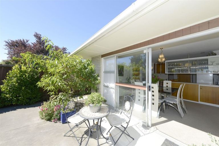 Photo of property in 50 Kent Lodge Avenue, Avonhead, Christchurch, 8042