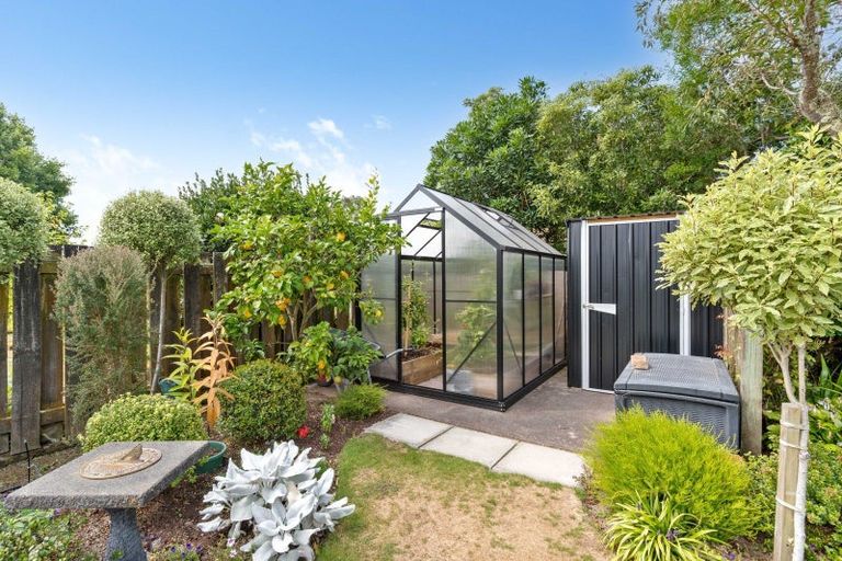 Photo of property in 35 Reading Street, Greytown, 5712