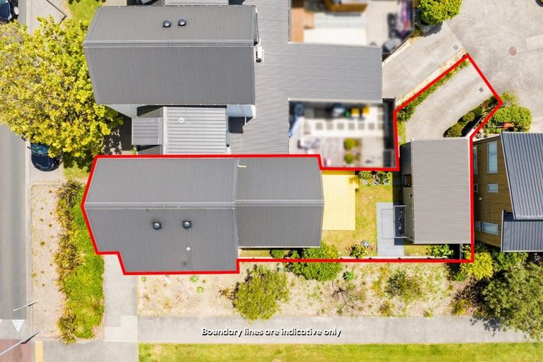 Photo of property in 34 Squadron Drive, Hobsonville, Auckland, 0616