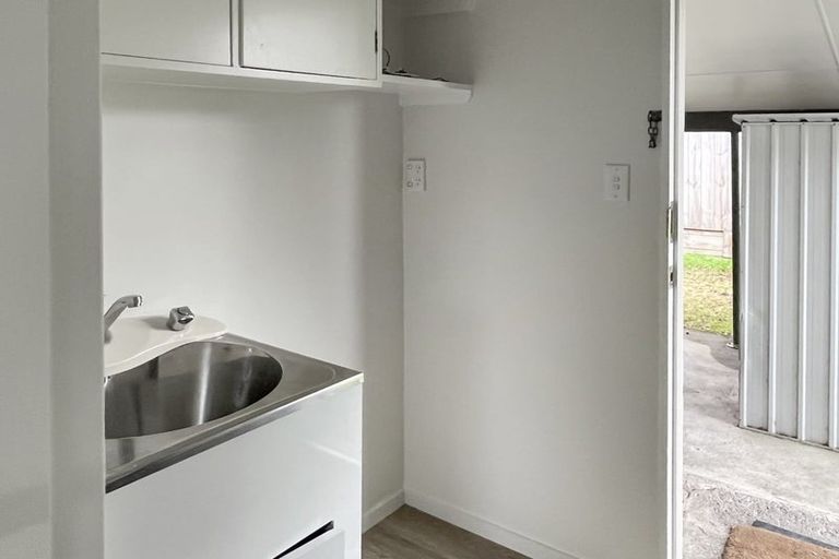Photo of property in 2 Wembley Place, Richmond Heights, Taupo, 3330