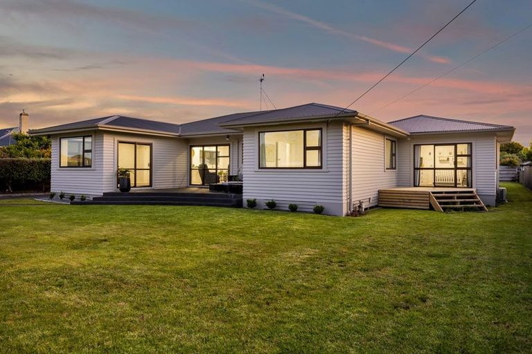 Photo of property in 38 Hunter Street, Hawera, 4610
