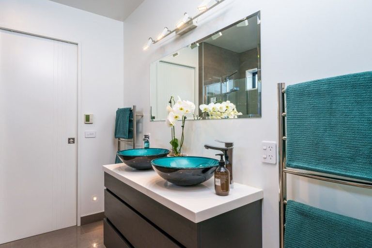 Photo of property in 67 Infinity Drive, Wanaka, 9305