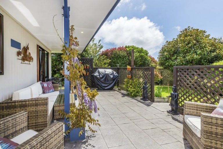 Photo of property in 7 Observatory Close, Whitby, Porirua, 5024