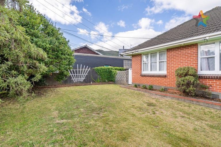 Photo of property in 1 Fairfield Avenue, Fairfield, Lower Hutt, 5011