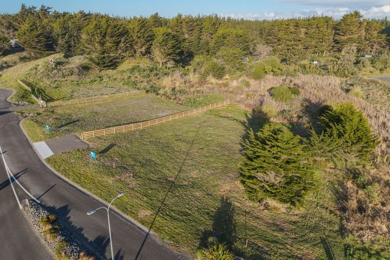 Photo of property in 184 Park Avenue, Waitarere Beach, Levin, 5510