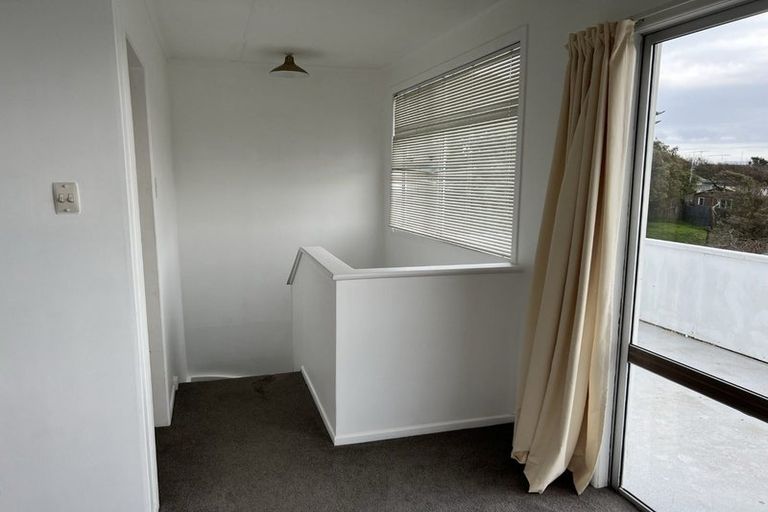 Photo of property in 6 Kaitawa Street, Waikanae Beach, Waikanae, 5036