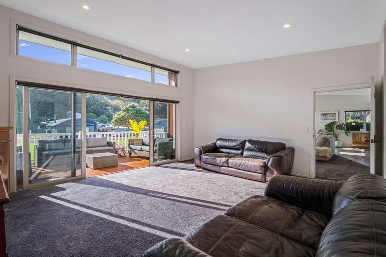 Photo of property in 14 Mowhanau Drive, Kai Iwi, Whanganui, 4574