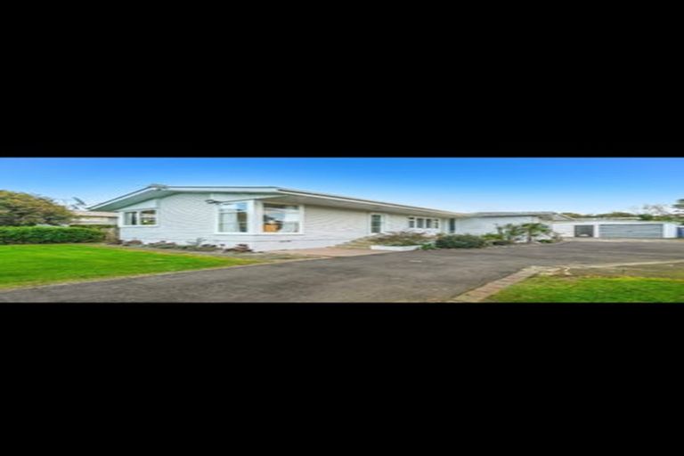 Photo of property in 17 Kayes Road, Pukekohe, 2120
