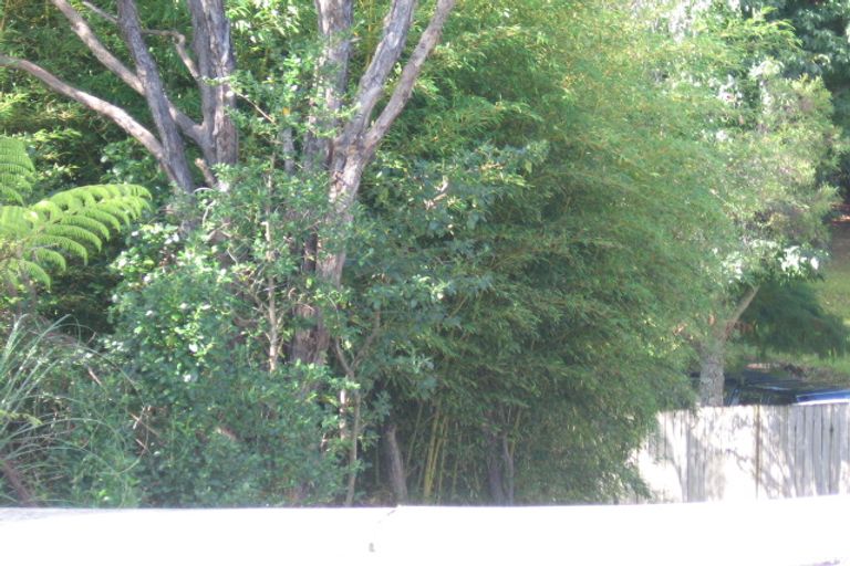 Photo of property in 36a Derwent Crescent, Titirangi, Auckland, 0604