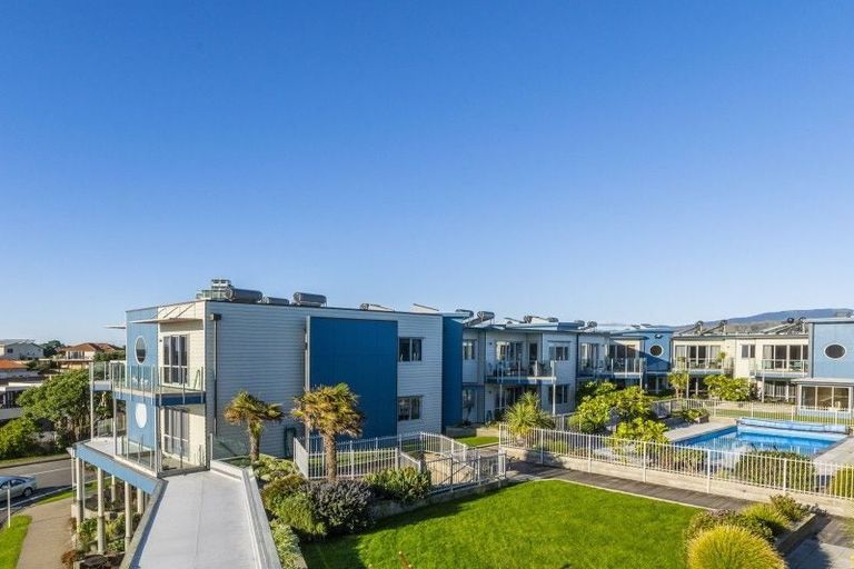 Photo of property in 4-u31 Seaview Road, Paraparaumu Beach, Paraparaumu, 5032