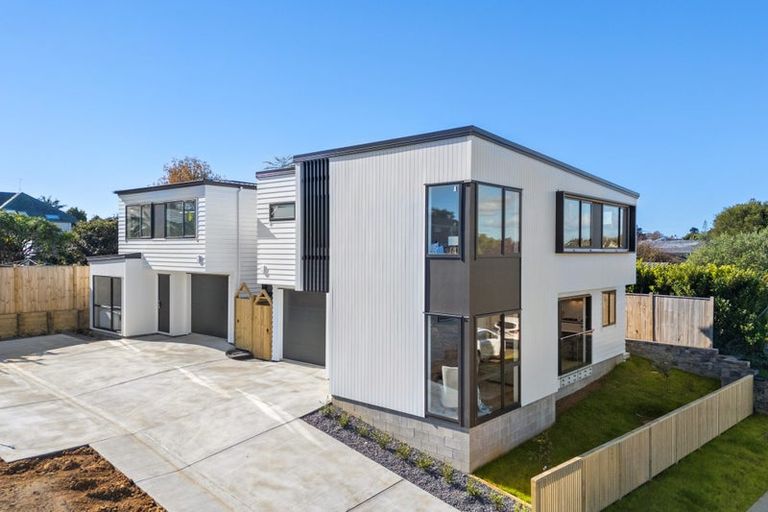 Photo of property in 16a Meadway, Sunnyhills, Auckland, 2010