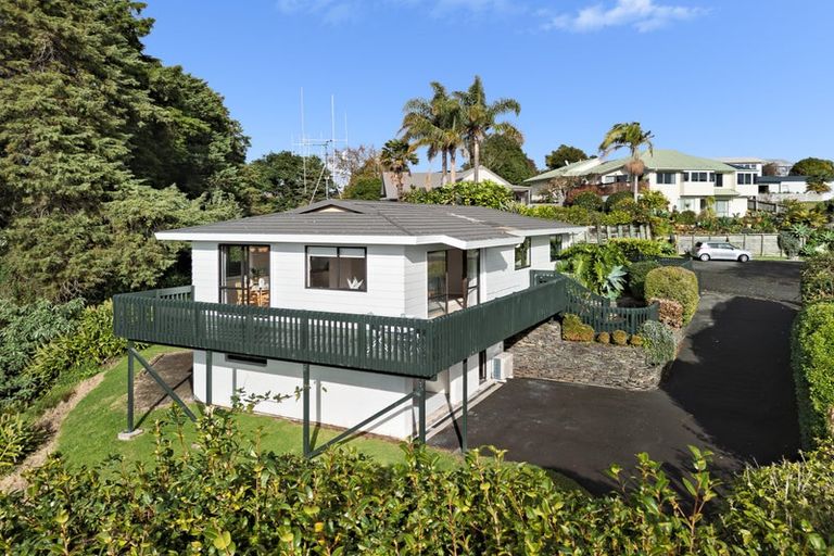 Photo of property in 18 Waikareao Way, Brookfield, Tauranga, 3110