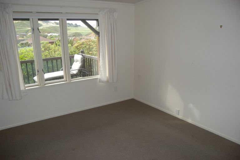 Photo of property in The Triangle, 4/33 Halswater Drive, Churton Park, Wellington, 6037