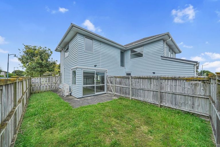 Photo of property in 14 Pipipi Crescent, Takanini, 2112