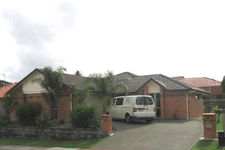 Photo of property in 4 San Antonio Way, Henderson, Auckland, 0612
