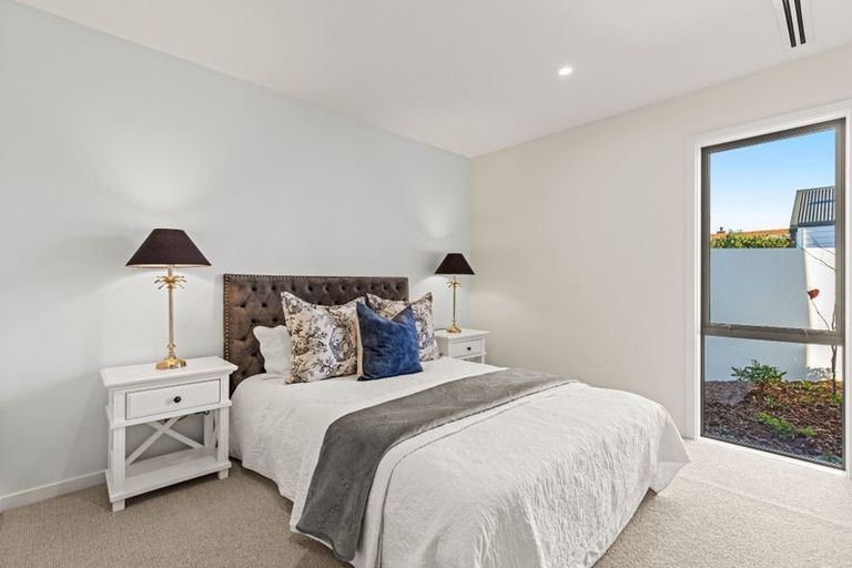 Photo of property in 78 Weston Road, St Albans, Christchurch, 8052