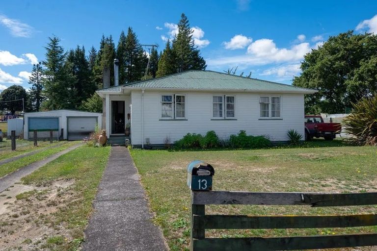 Photo of property in 13 Stirling Place, Tokoroa, 3420