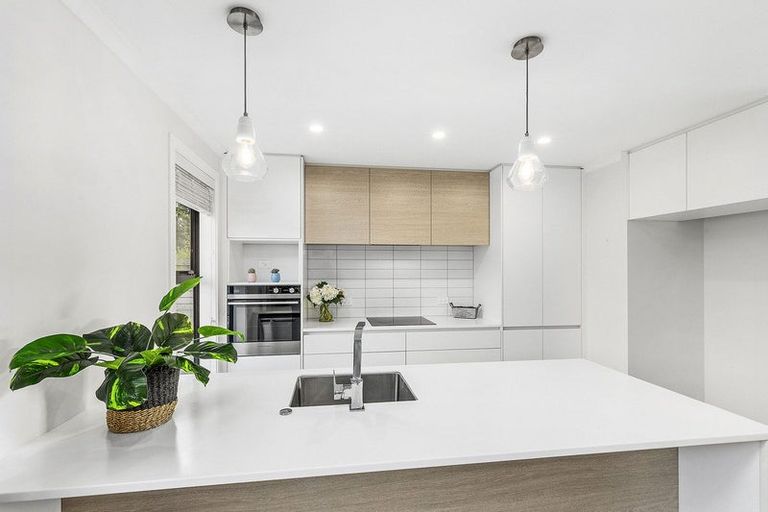 Photo of property in 1b Breakwater Way, Whitby, Porirua, 5024