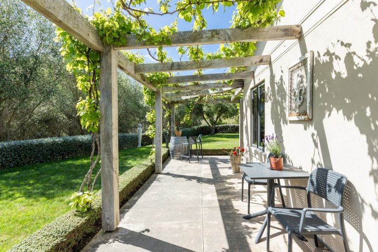 Photo of property in 99 Kent Terrace, Taradale, Napier, 4112