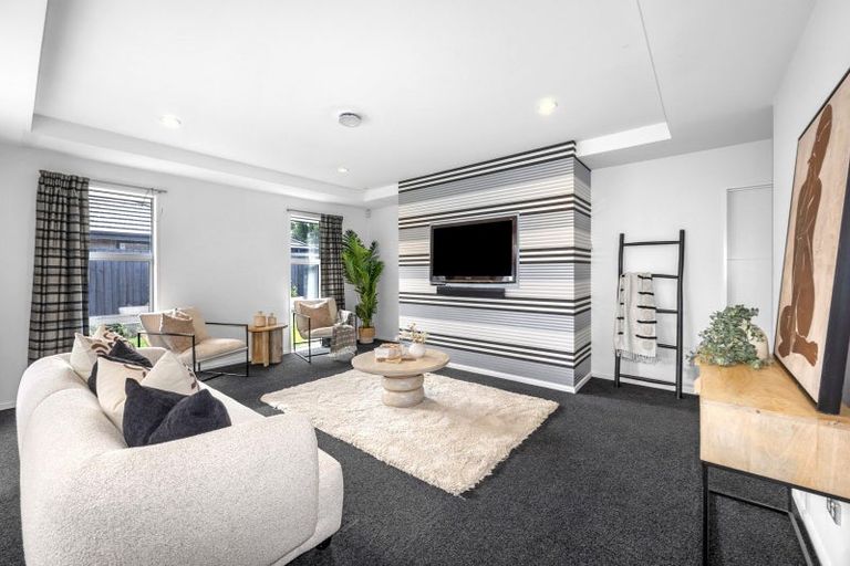 Photo of property in 11 Handley Crescent, Wigram, Christchurch, 8042