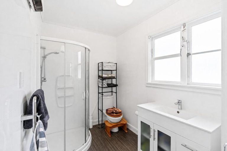 Photo of property in 40 Garth Road, Levin, 5571