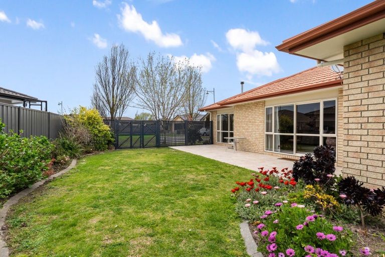 Photo of property in 8 Cape Place, Poraiti, Napier, 4112