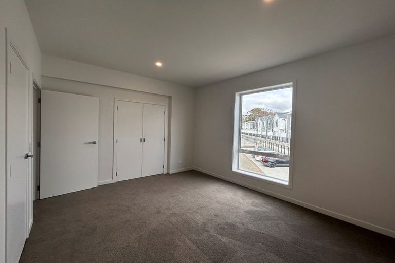 Photo of property in 5/30 Adventure Drive, Whitby, Porirua, 5024